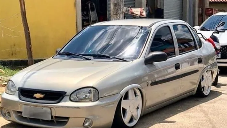 Guia Essencial do Corsa Sedan: Tudo o que você precisa saber