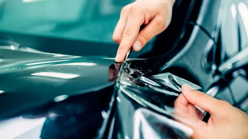 Guia Essencial do Envelopamento Automotivo