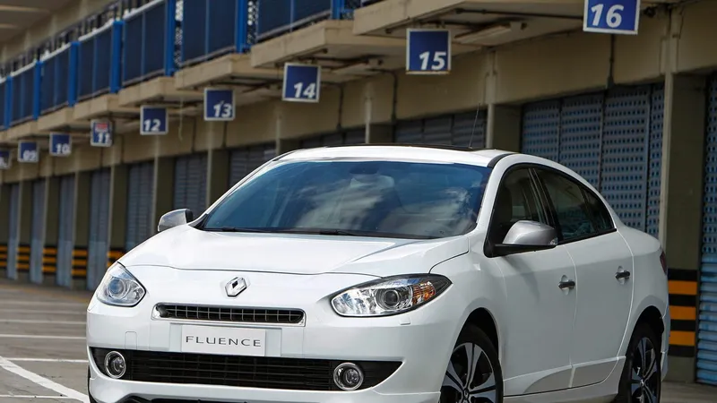 Guia completo do Renault Fluence