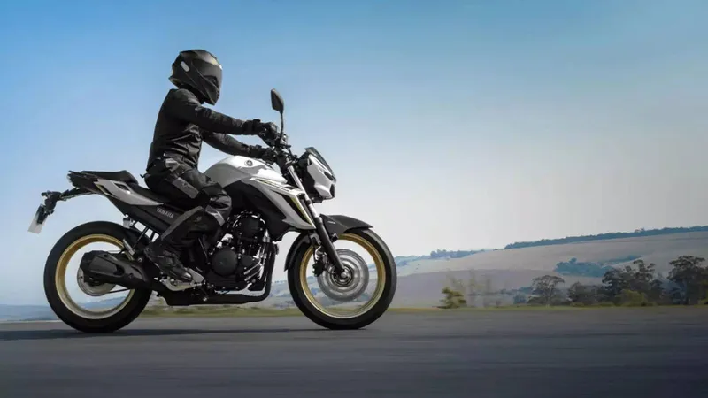 Guia Essencial da Yamaha FZ 25