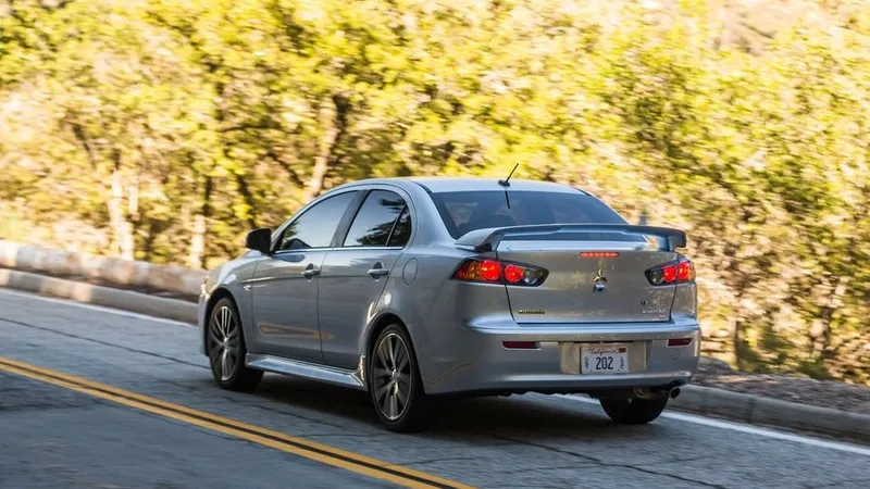 Guia Completo do Lancer GT: Motorização, Design e Comparativo